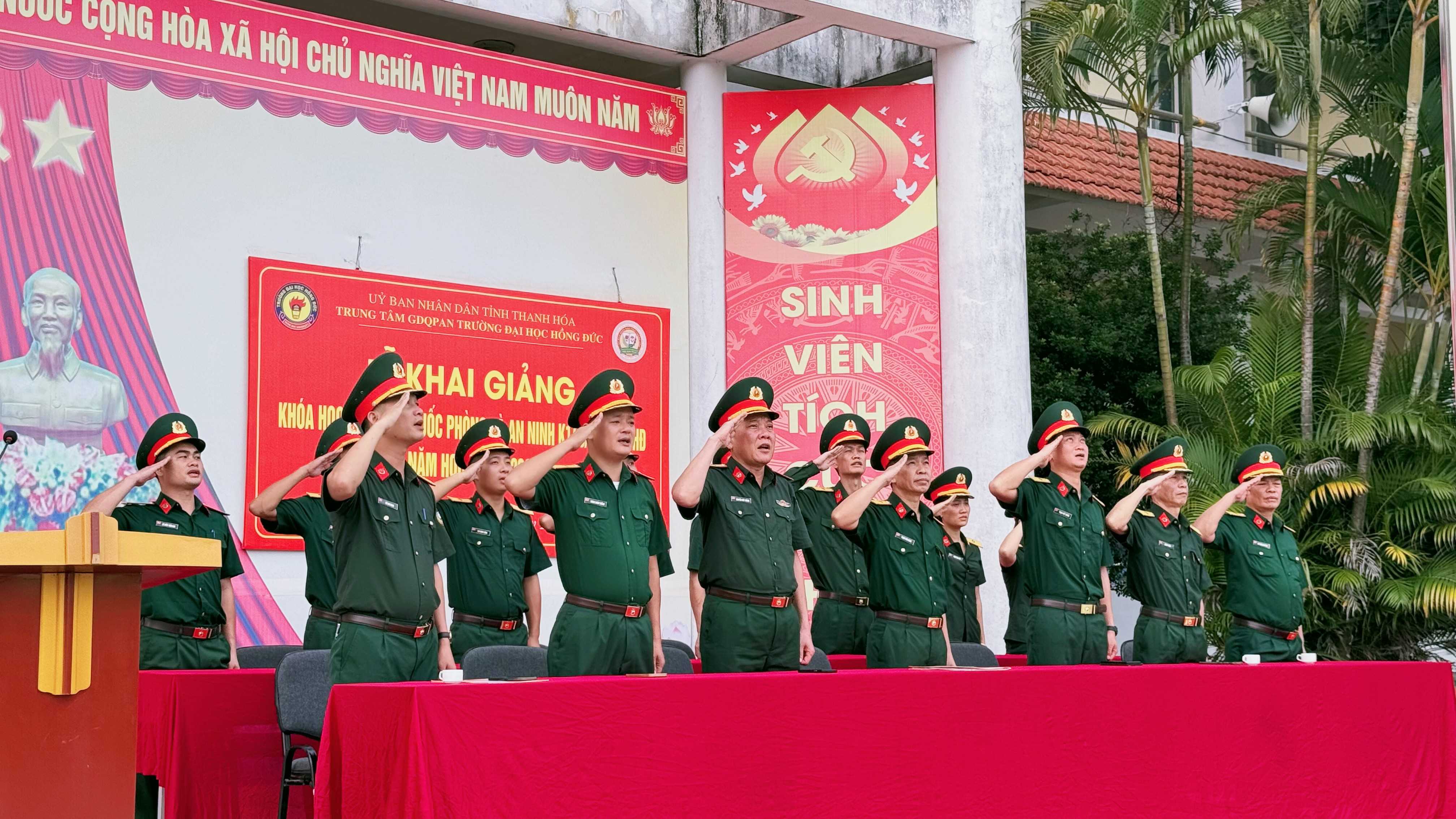 LỄ KHAI GIẢNG KHÓA HỌC GDQPAN K145/2026-ĐHHĐ